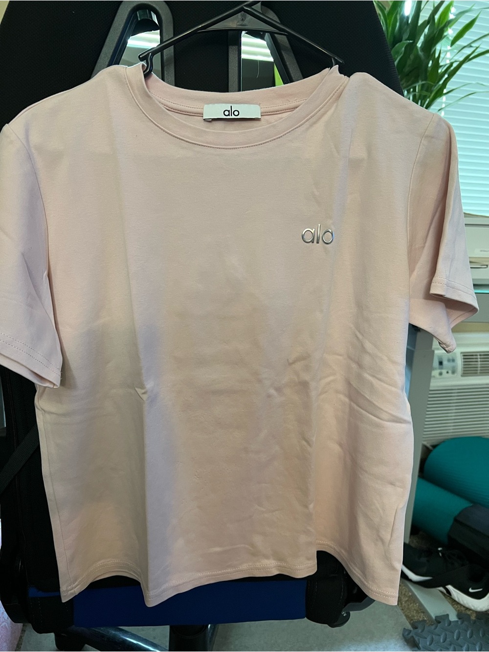 Short Sleeve Crew Tee - Pale Pink